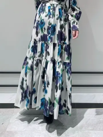 GRACE CONTINENTAL MOMOKO コーディネート画像