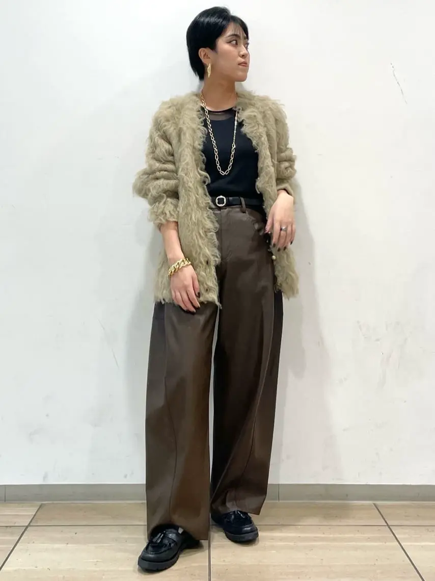 GRACE CONTINENTAL yoshi コーディネート画像