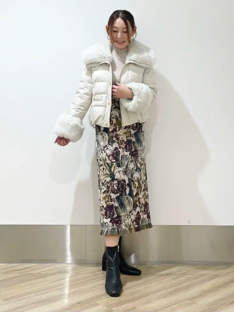 GRACE CONTINENTAL 赤間　 コーディネート画像