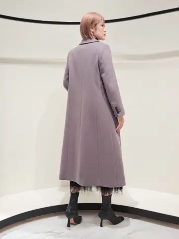 GRACE CONTINENTAL 今野　志保 コーディネート画像