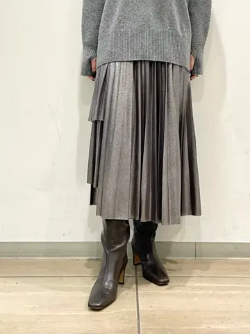 GRACE CONTINENTAL yoshi コーディネート画像