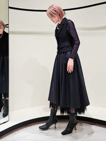 GRACE CONTINENTAL 今野　志保 コーディネート画像