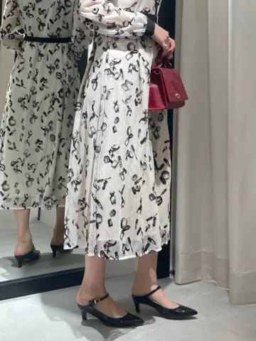 GRACE CONTINENTAL 端場　わかな コーディネート画像