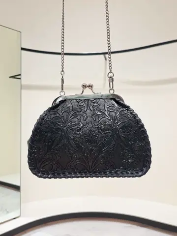 GRACE CONTINENTAL 今野　志保 コーディネート画像