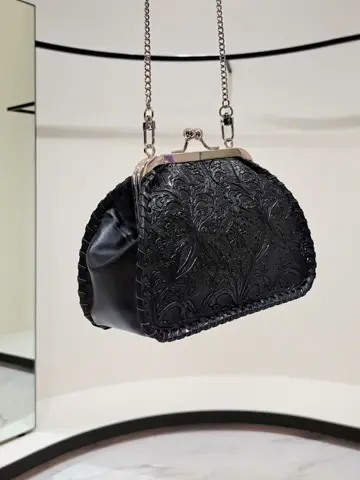 GRACE CONTINENTAL 今野　志保 コーディネート画像