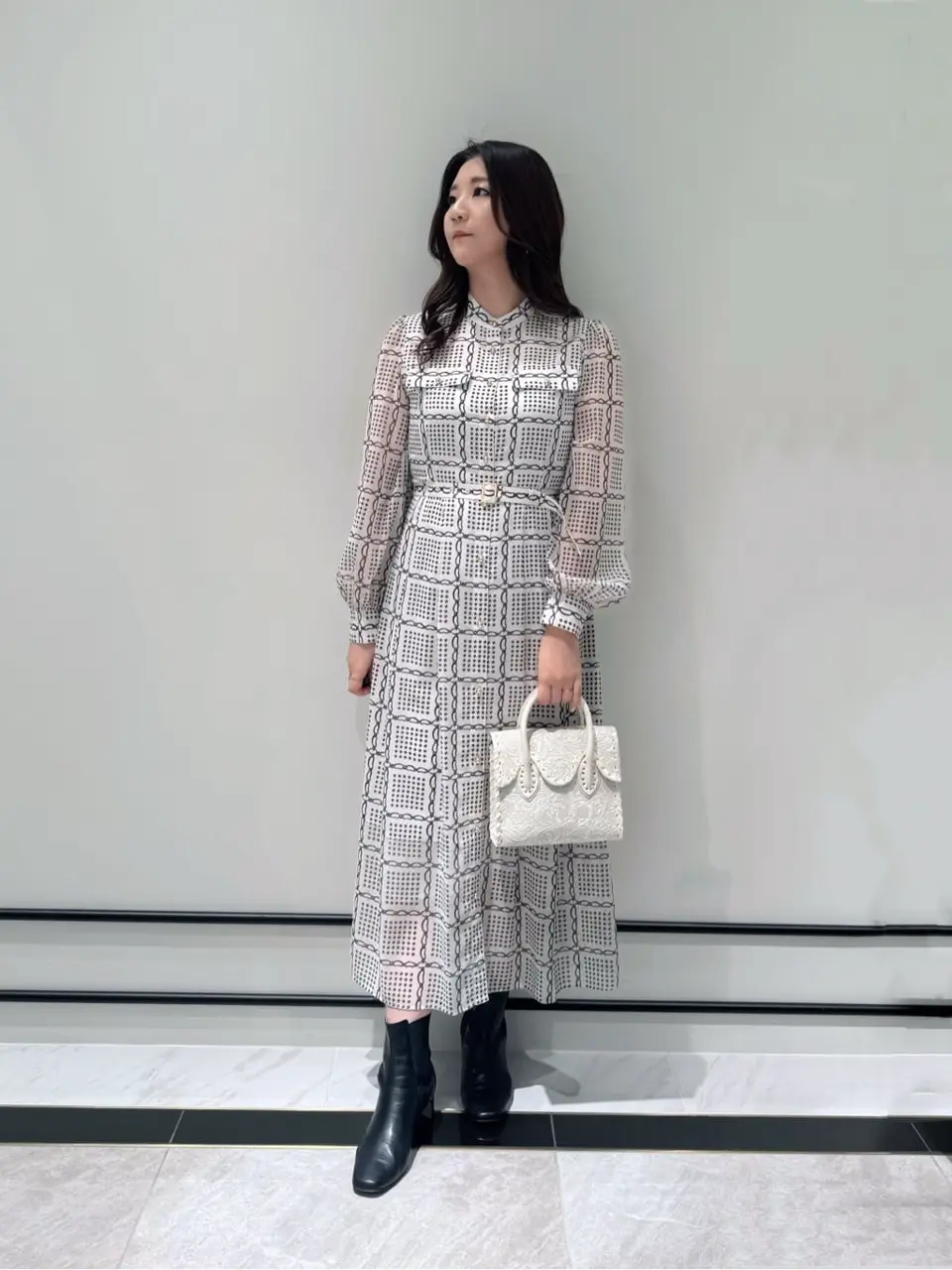 GRACE CONTINENTAL MOMOKO コーディネート画像