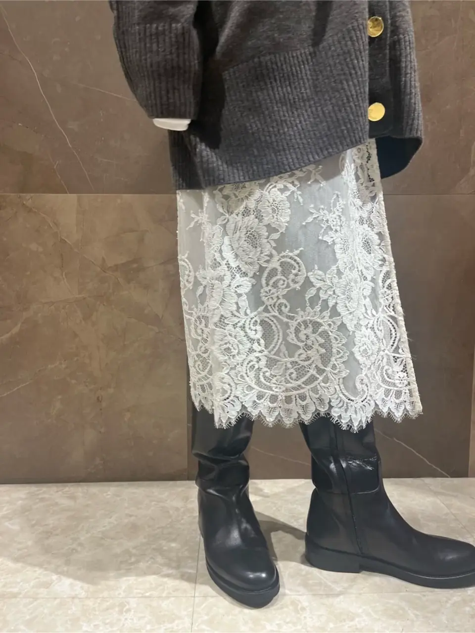 GRACE CONTINENTAL 穐山　香織 コーディネート画像