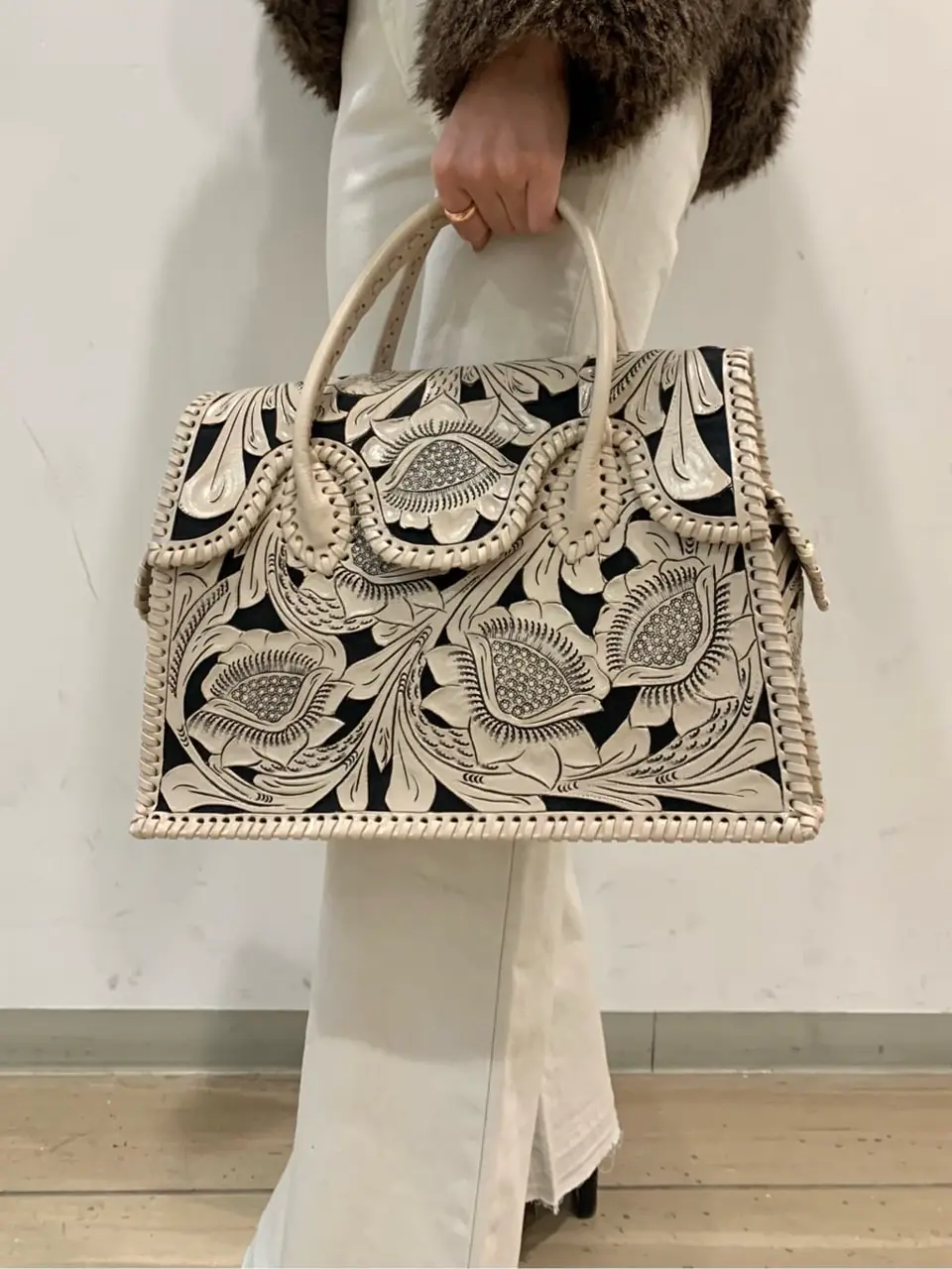 GRACE CONTINENTAL haruka iwasaki コーディネート画像