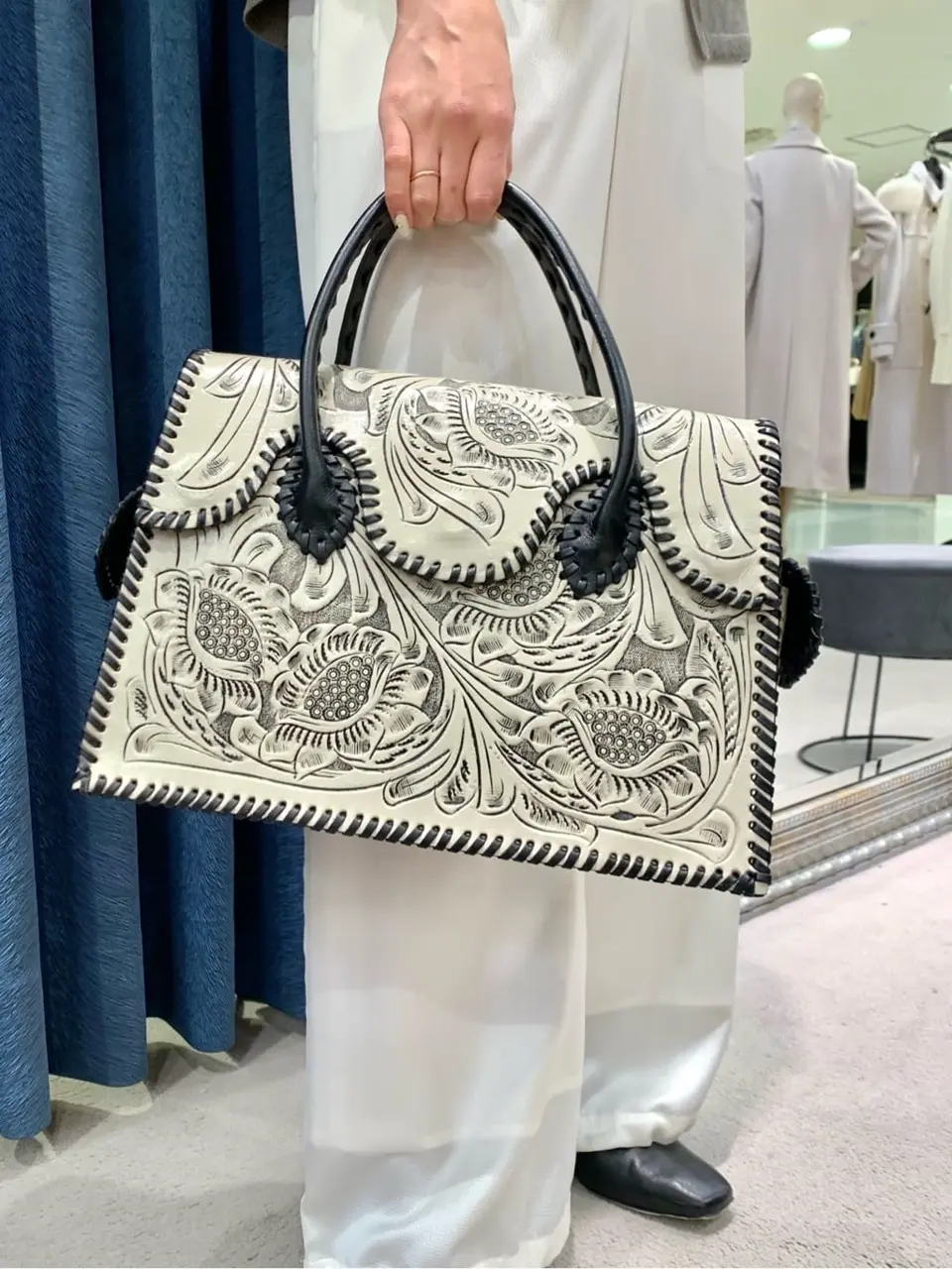 GRACE CONTINENTAL haruka iwasaki コーディネート画像