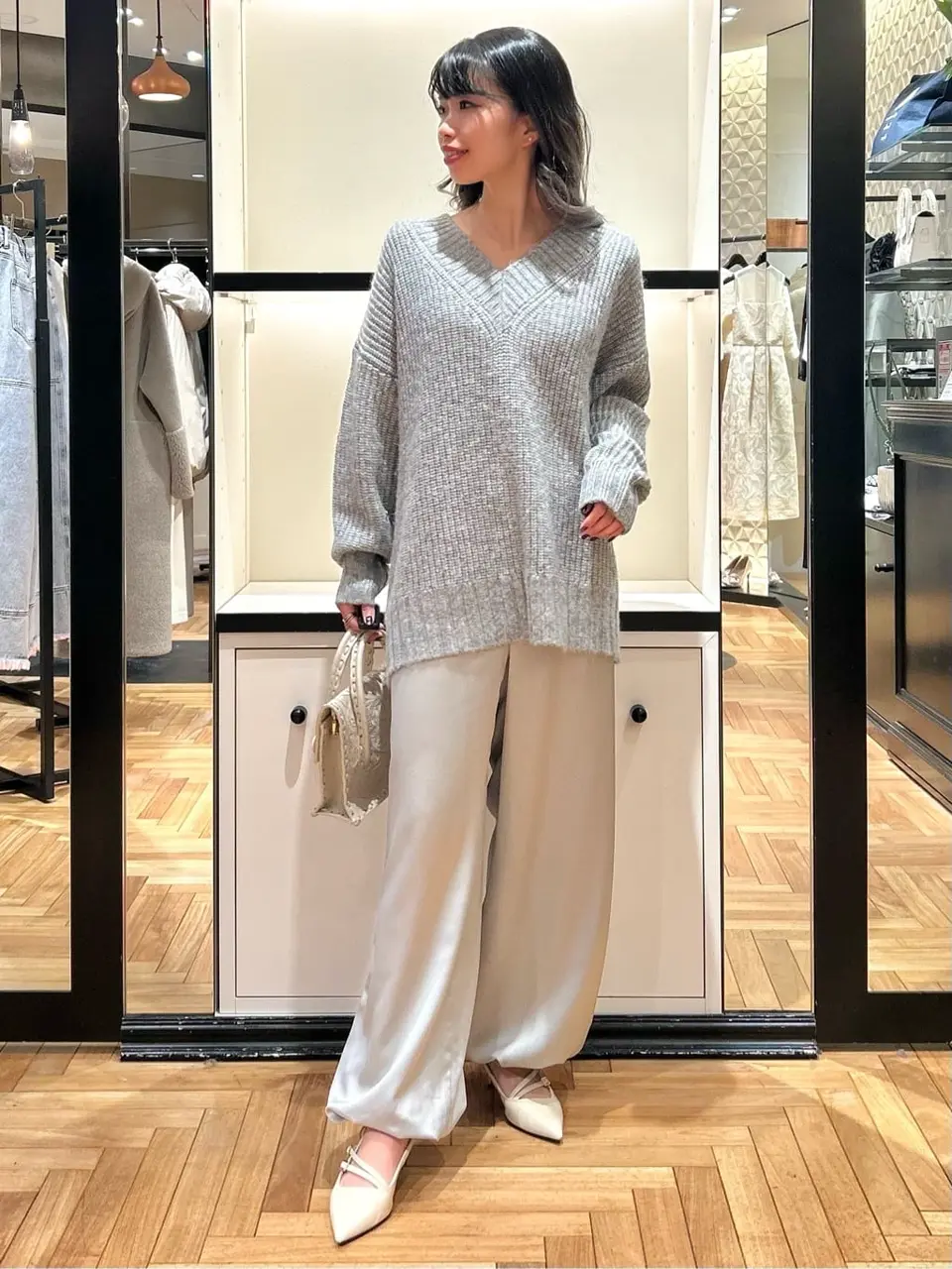 GRACE CONTINENTAL FUKUSHIMA YURIE コーディネート画像