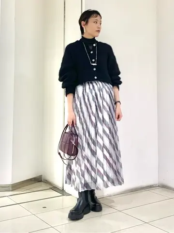 GRACE CONTINENTAL haruka iwasaki コーディネート画像