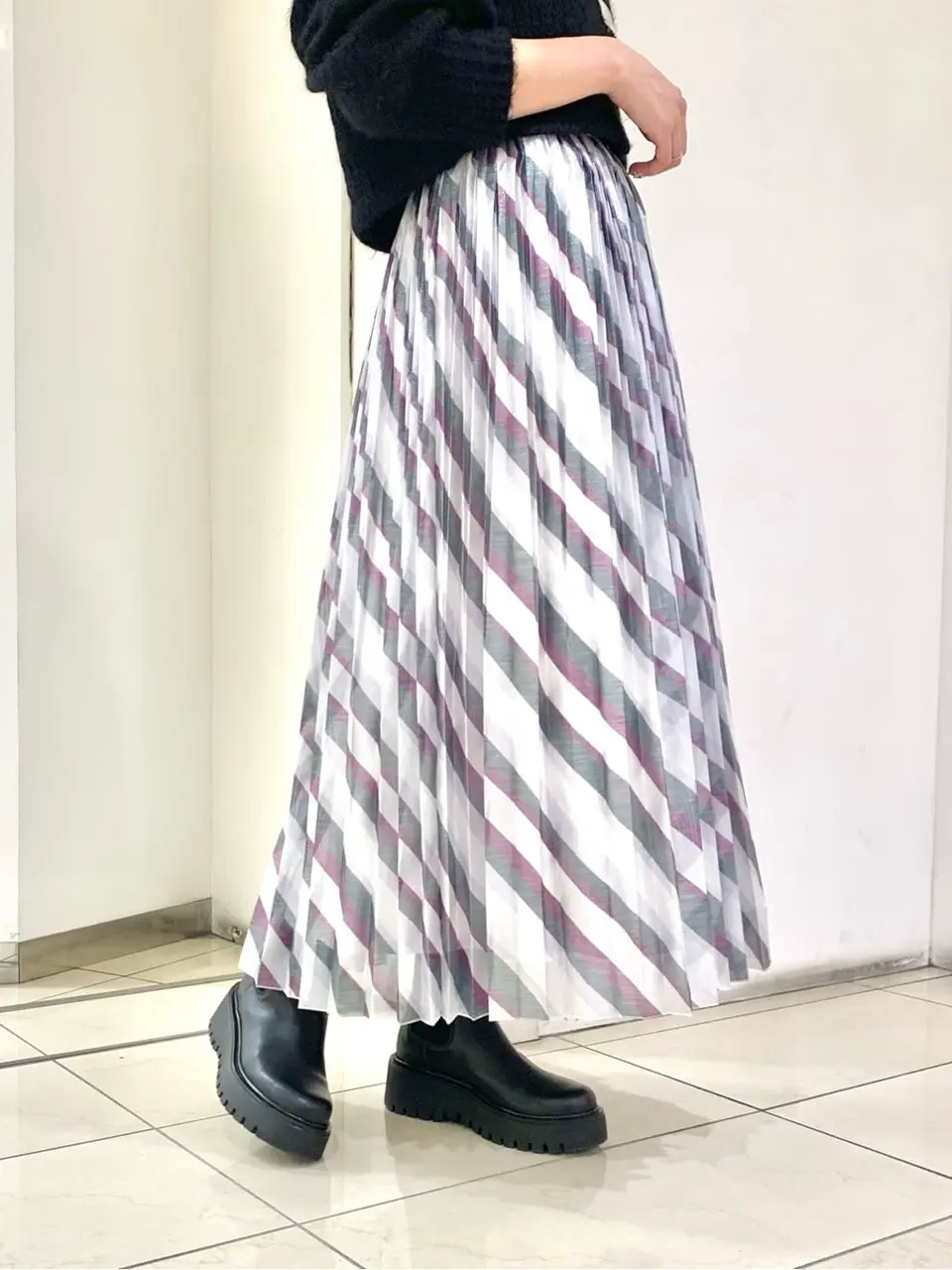 GRACE CONTINENTAL haruka iwasaki コーディネート画像