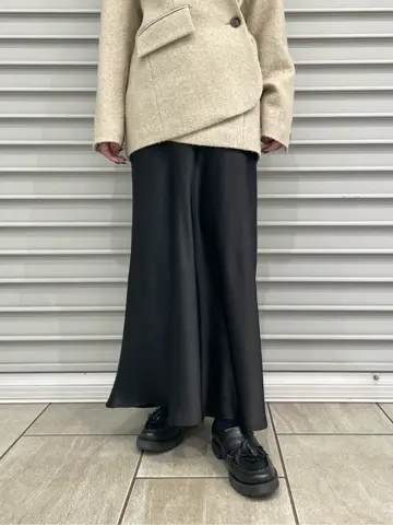 GRACE CONTINENTAL yoshi コーディネート画像