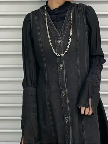 GRACE CONTINENTAL yoshi コーディネート画像