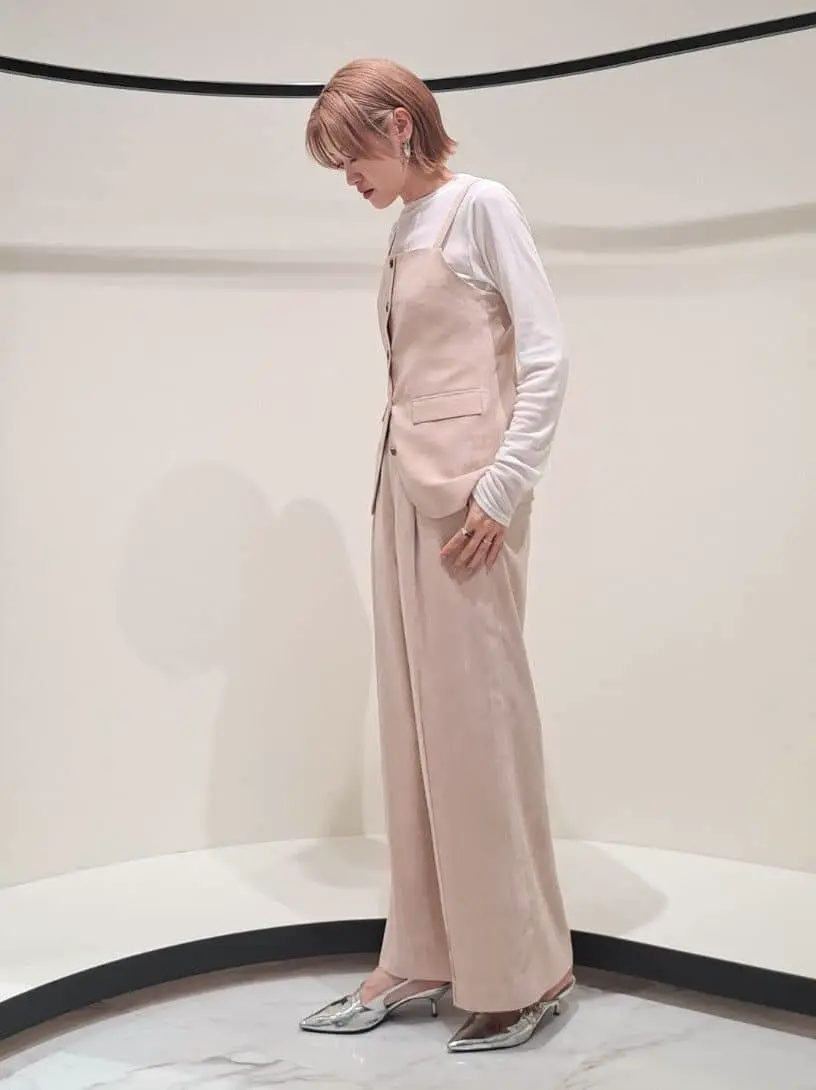 GRACE CONTINENTAL 今野　志保 コーディネート画像