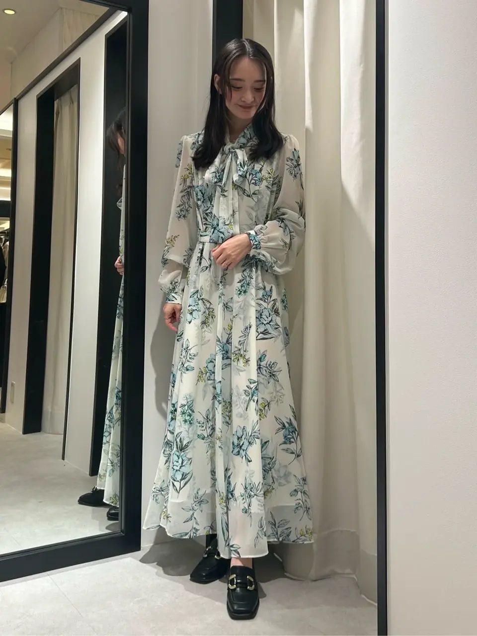 GRACECONTINENTAL フラワーレイヤーワンピース　ブラック フラワーレイヤーワンピース / GRACE CONTINENTAL | GRACE