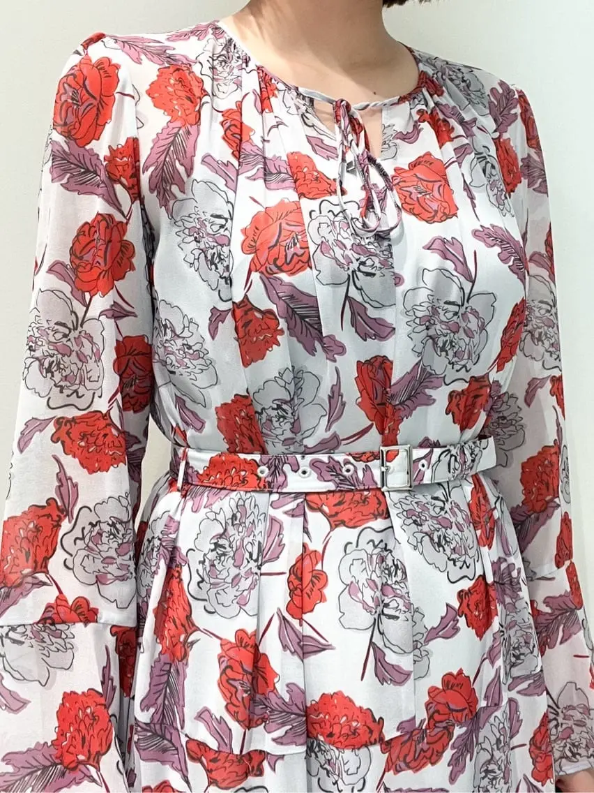 GRACE CONTINENTAL CHISAKO.S コーディネート画像