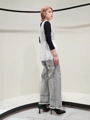 GRACE CONTINENTAL 今野　志保 コーディネート画像