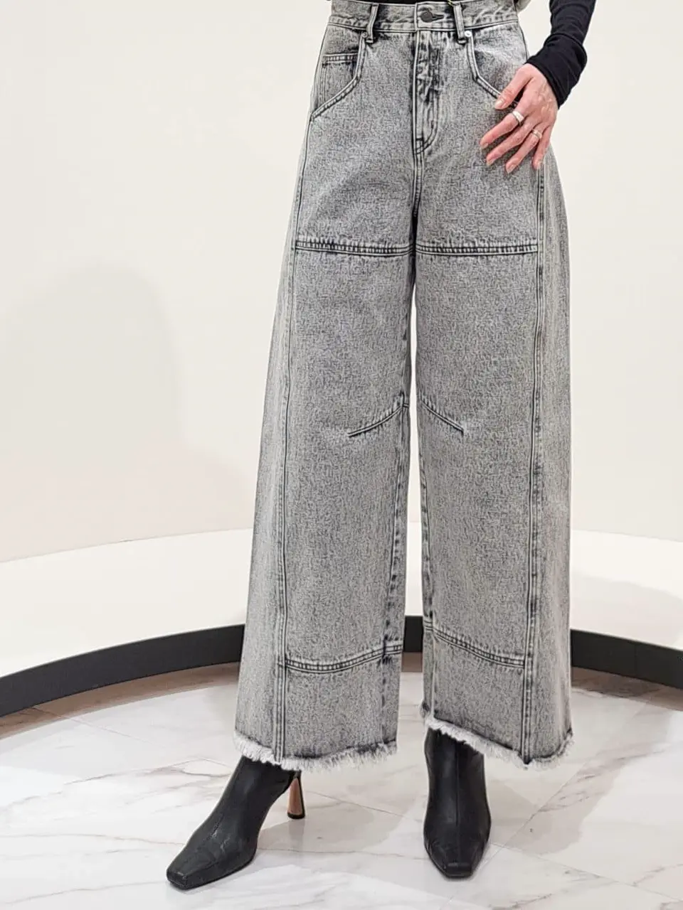 GRACE CONTINENTAL 今野　志保 コーディネート画像