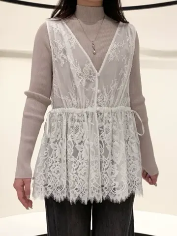 GRACE CONTINENTAL 平野 裕華 コーディネート画像