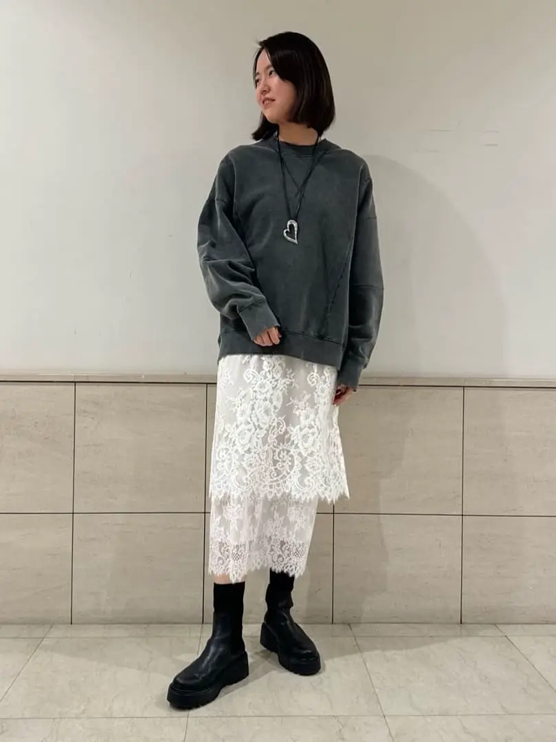 GRACE CONTINENTAL 伊藤　静華 コーディネート画像