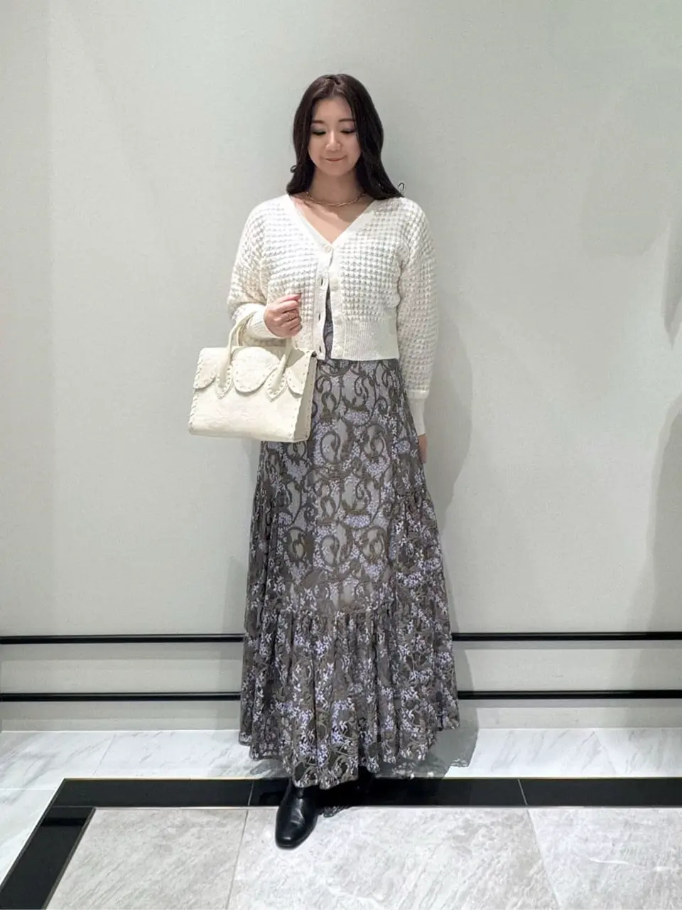 GRACE CONTINENTAL MOMOKO コーディネート画像