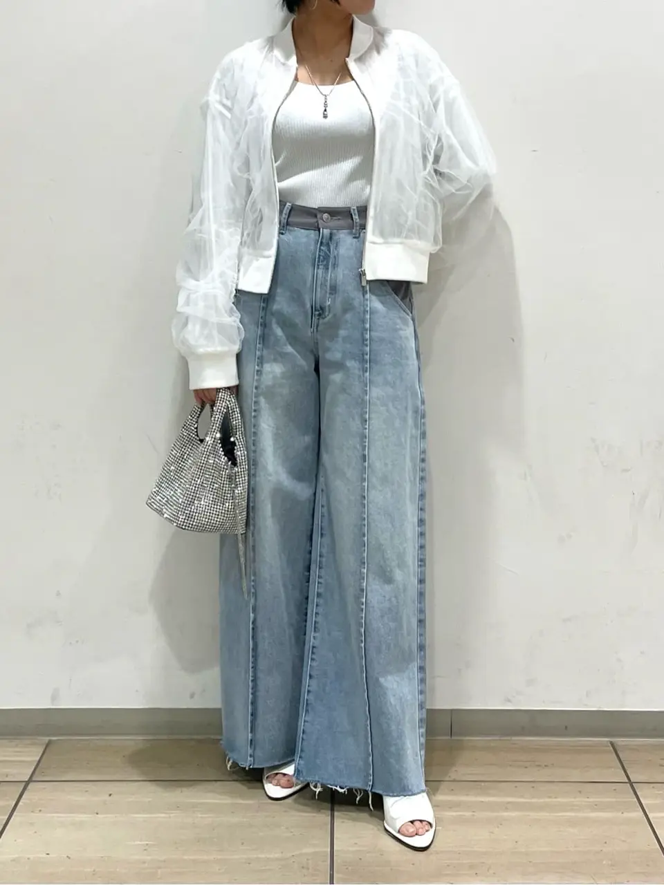 GRACE CONTINENTAL yoshi コーディネート画像