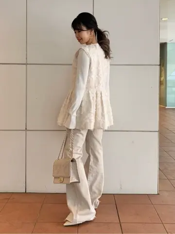 GRACE CONTINENTAL FUKUSHIMA YURIE コーディネート画像