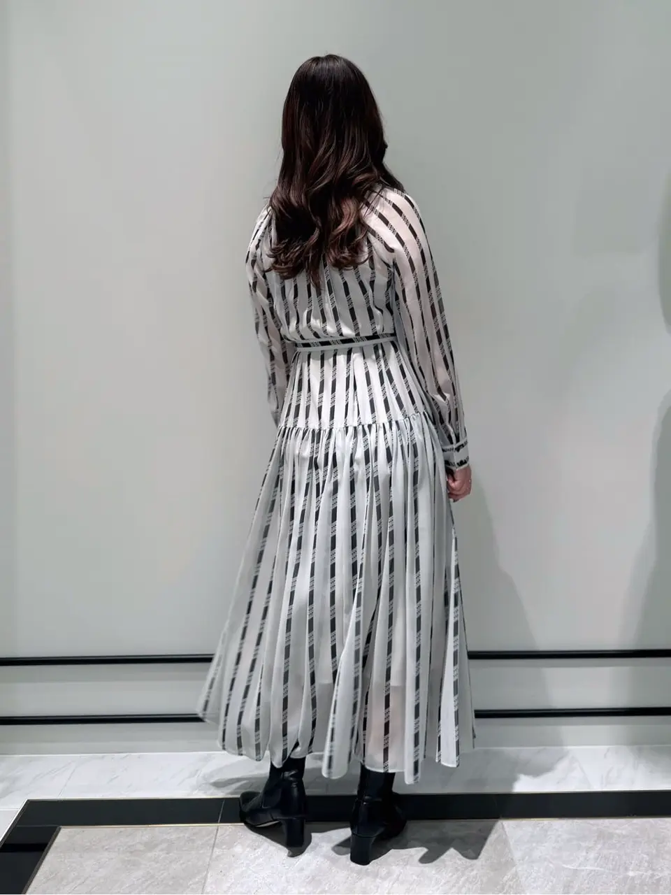 GRACE CONTINENTAL MOMOKO コーディネート画像