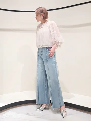 GRACE CONTINENTAL 今野　志保 コーディネート画像