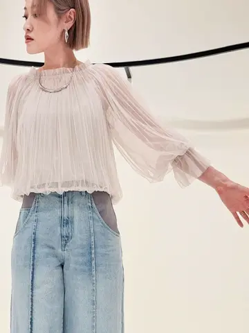 GRACE CONTINENTAL 今野　志保 コーディネート画像