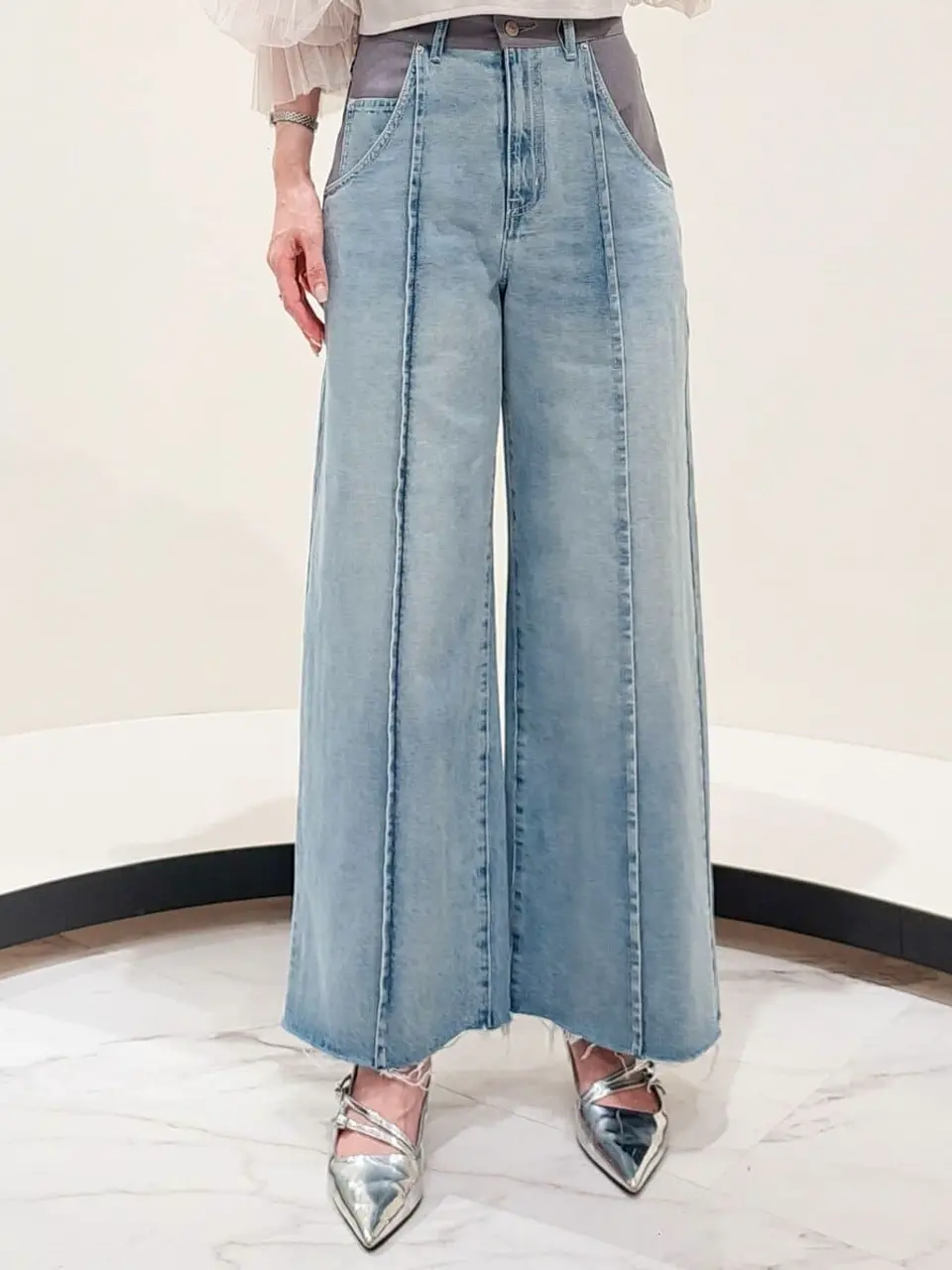 GRACE CONTINENTAL 今野　志保 コーディネート画像