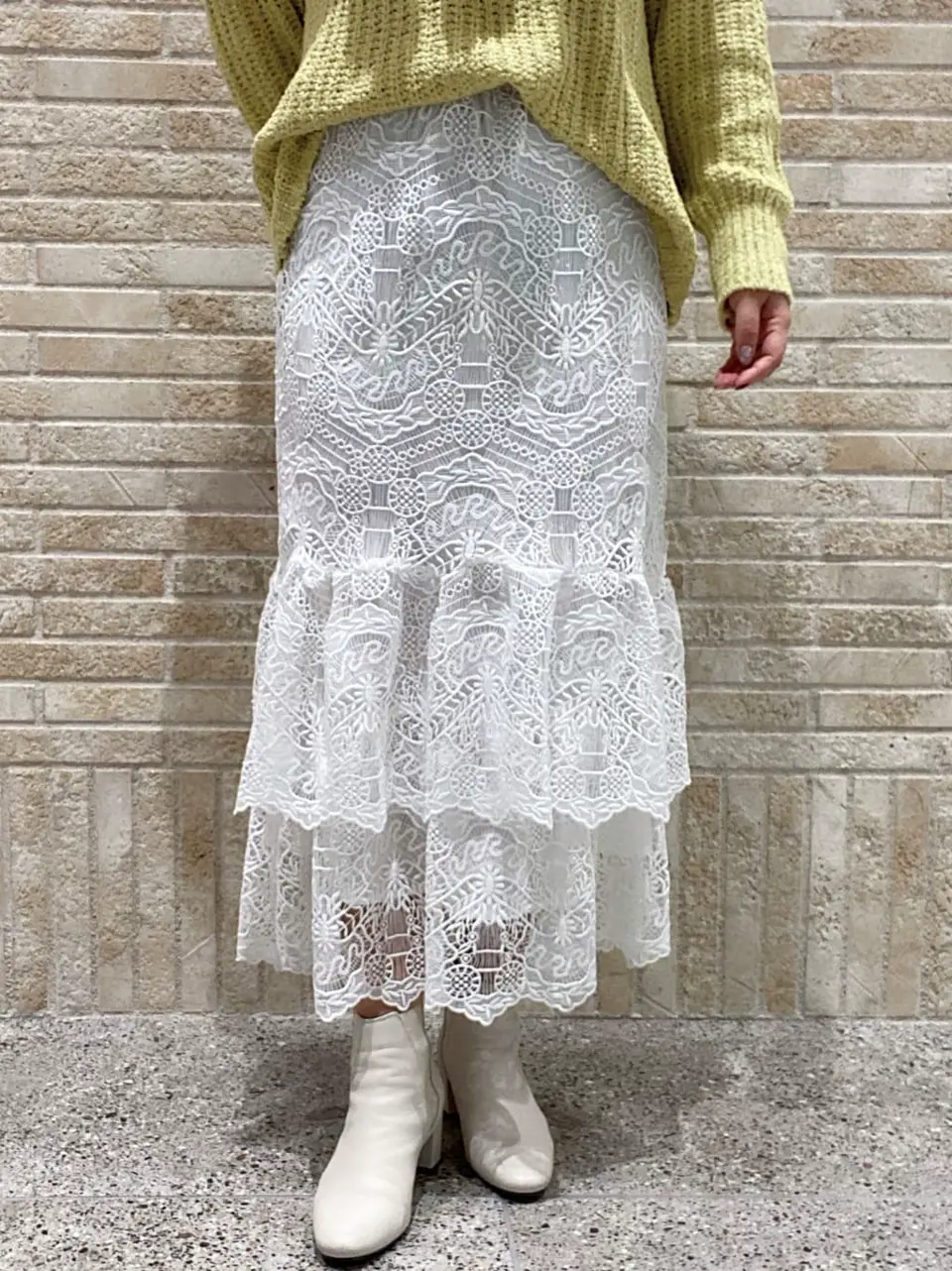 GRACE CONTINENTAL MOMOKO コーディネート画像