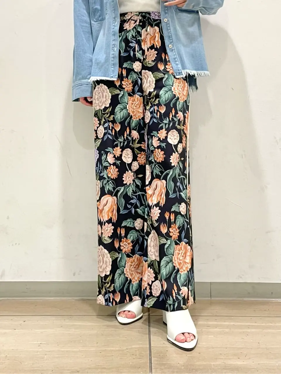 GRACE CONTINENTAL yoshi コーディネート画像