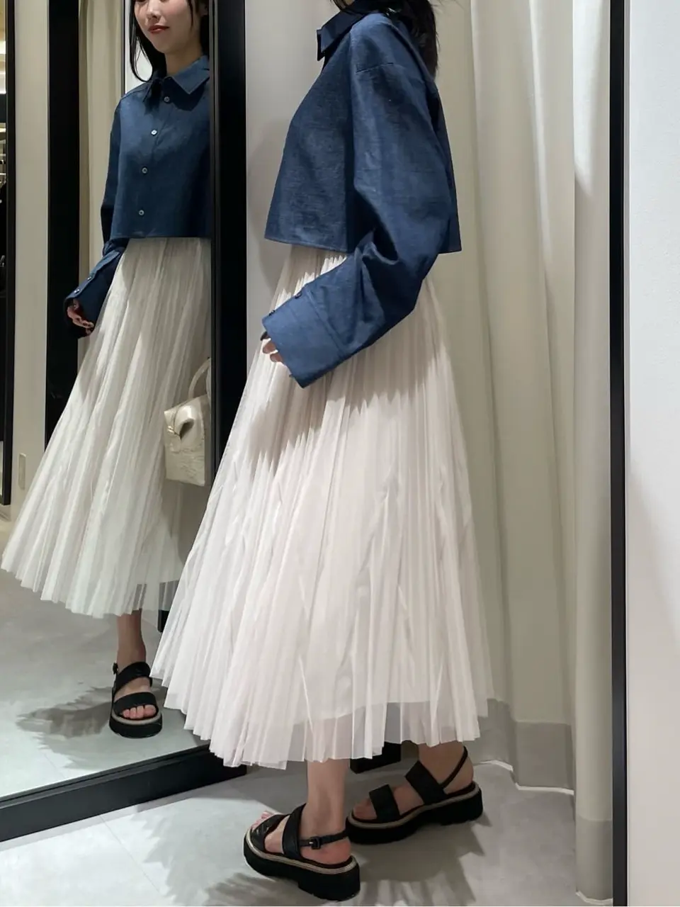 GRACE CONTINENTAL 端場　わかな コーディネート画像