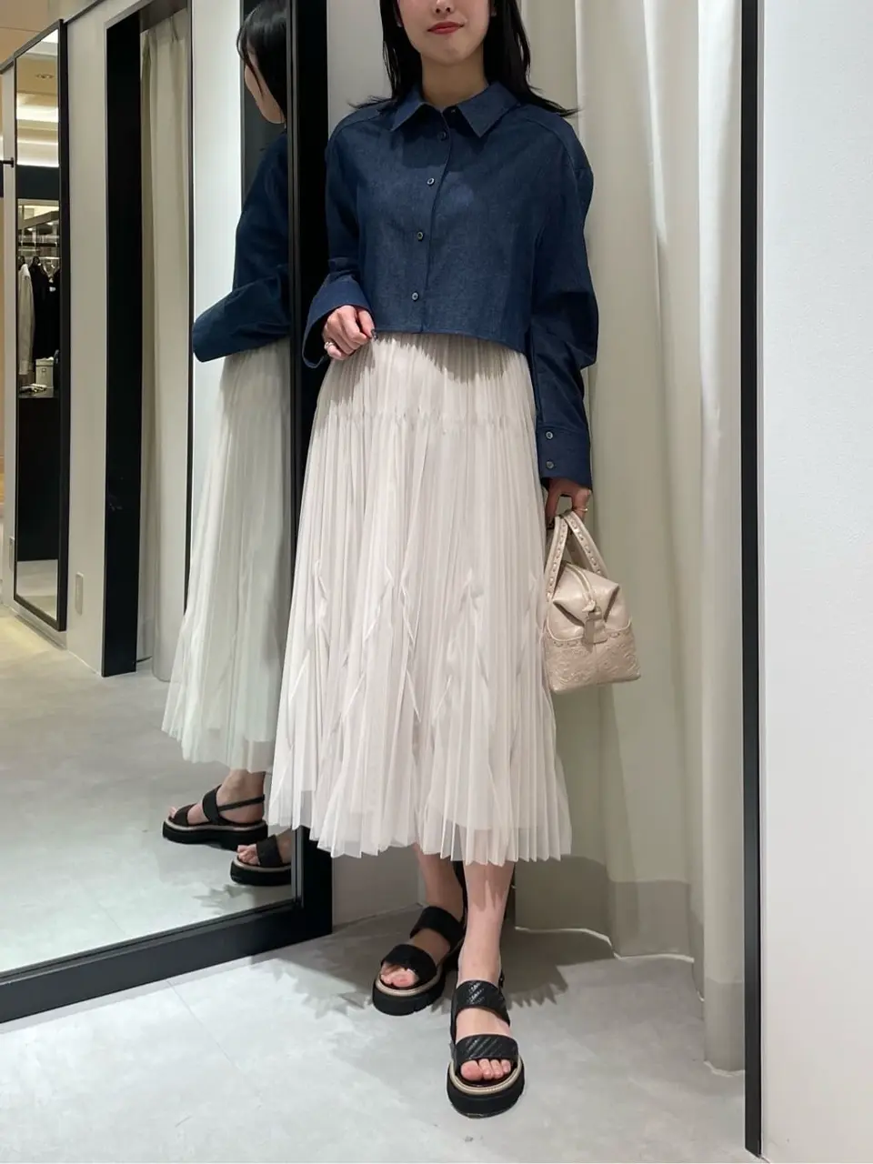 GRACE CONTINENTAL 端場　わかな コーディネート画像