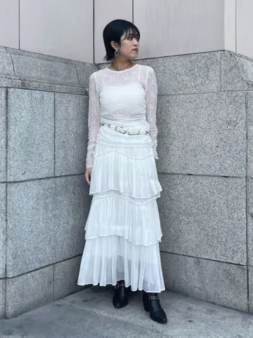 GRACE CONTINENTAL yoshi コーディネート画像