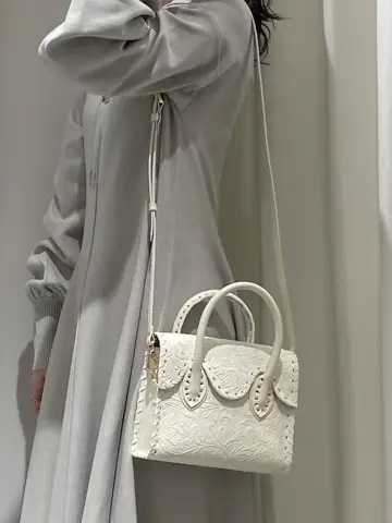 GRACE CONTINENTAL Nakatsu.m コーディネート画像