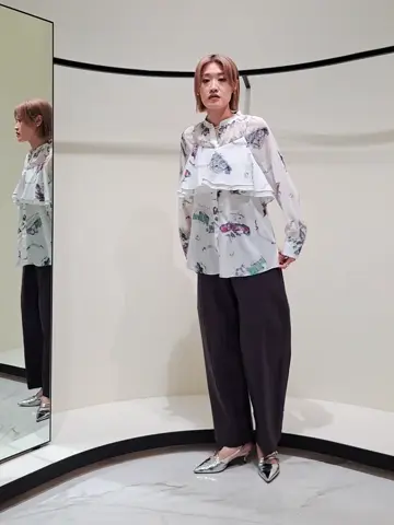 GRACE CONTINENTAL 今野　志保 コーディネート画像