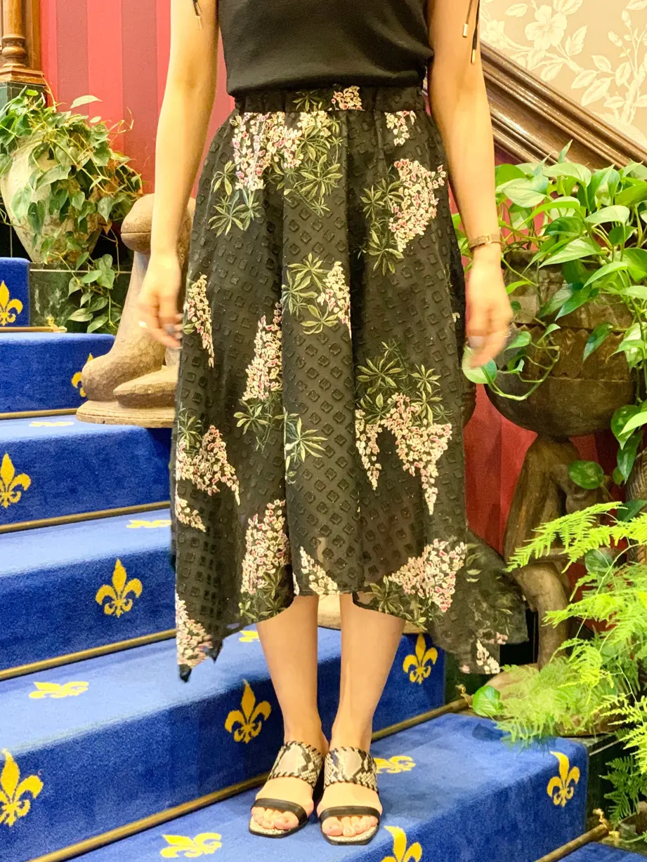 GRACE CONTINENTAL 小笠原　春菜 コーディネート画像