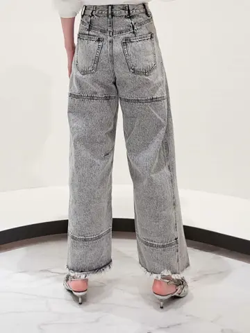 GRACE CONTINENTAL 今野　志保 コーディネート画像