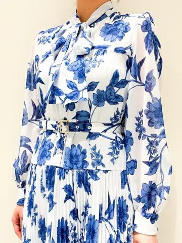 GRACE CONTINENTAL CHISAKO.S コーディネート画像