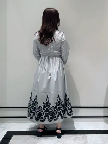 GRACE CONTINENTAL MOMOKO コーディネート画像