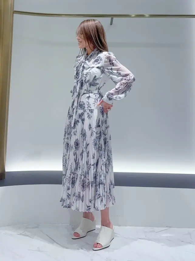 GRACE CONTINENTAL yukimi yonee コーディネート画像