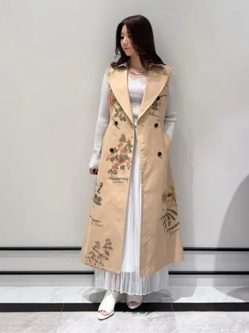 GRACE CONTINENTAL MOMOKO コーディネート画像