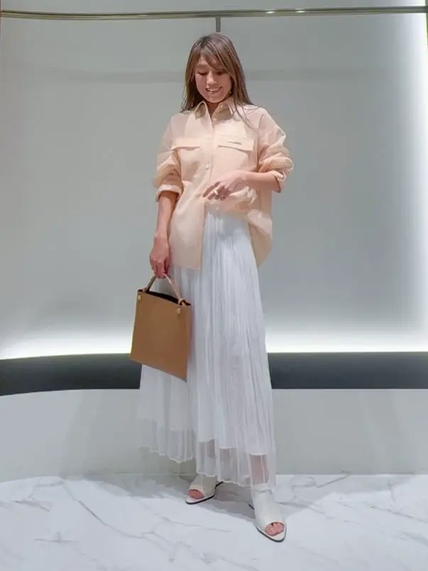 GRACE CONTINENTAL yukimi yonee コーディネート画像