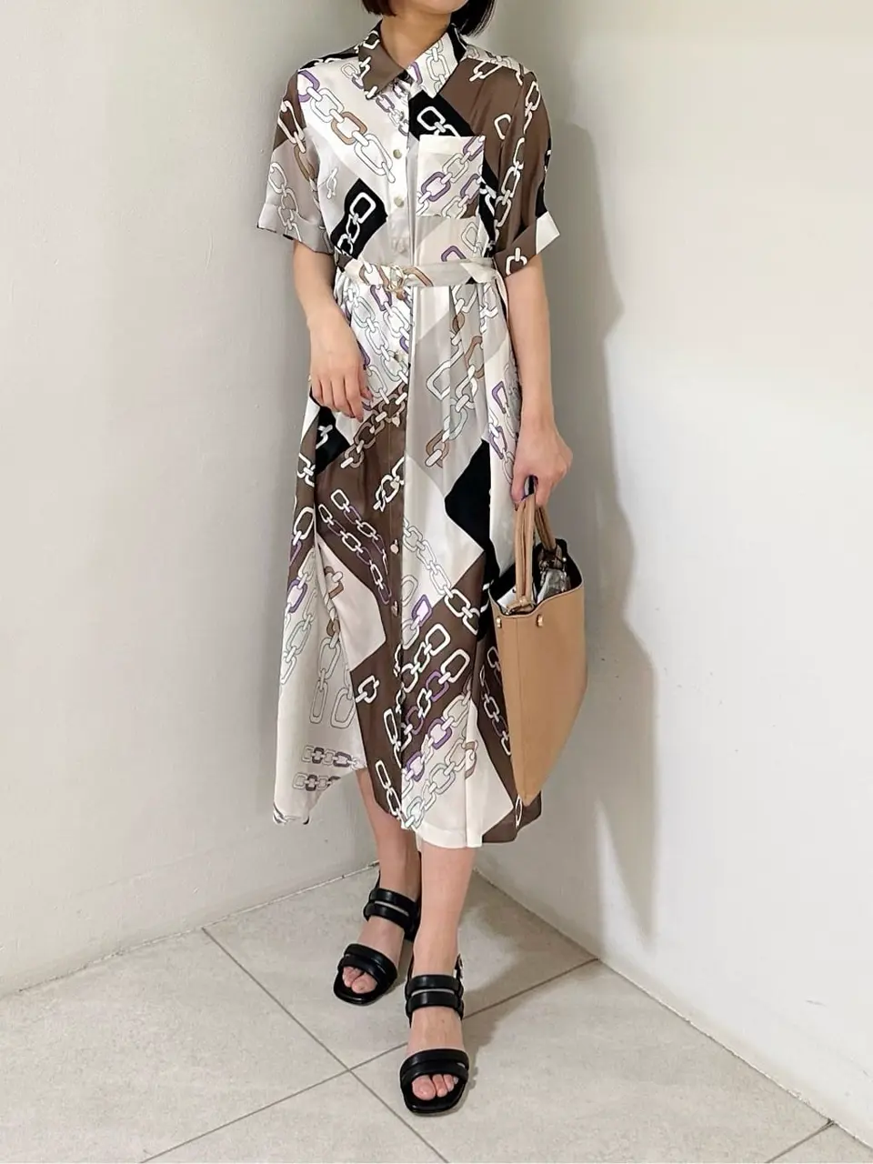 GRACE CONTINENTAL MORITA AI コーディネート画像