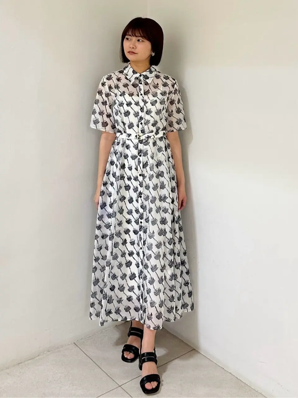 GRACE CONTINENTAL MORITA AI コーディネート画像