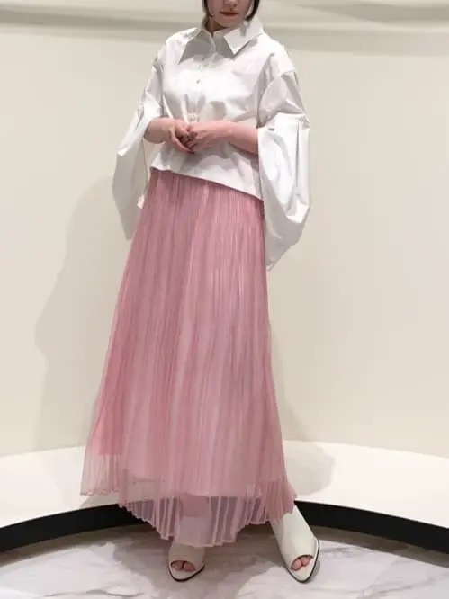 GRACE CONTINENTAL 平野 裕華 コーディネート画像