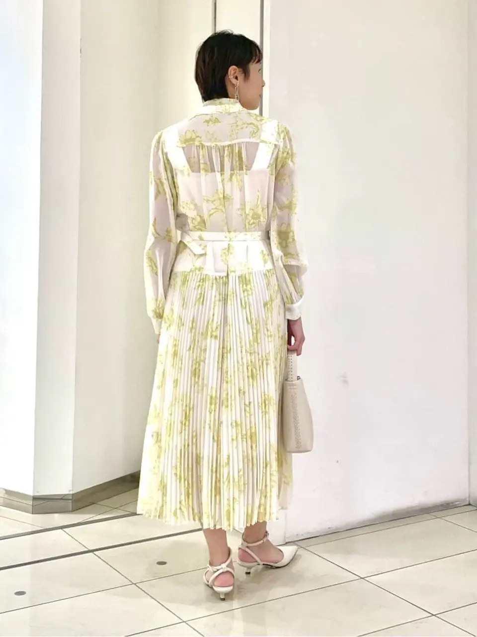 GRACE CONTINENTAL haruka iwasaki コーディネート画像